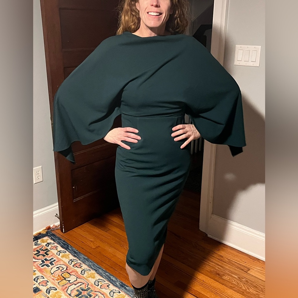 Alexia Admor vida cape sheath  dressDark Green Long Sleeve